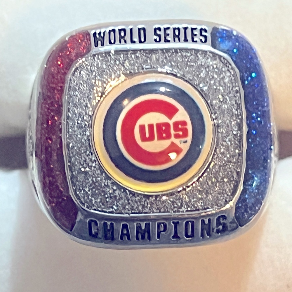 Commemorative Cubs World Series Ring